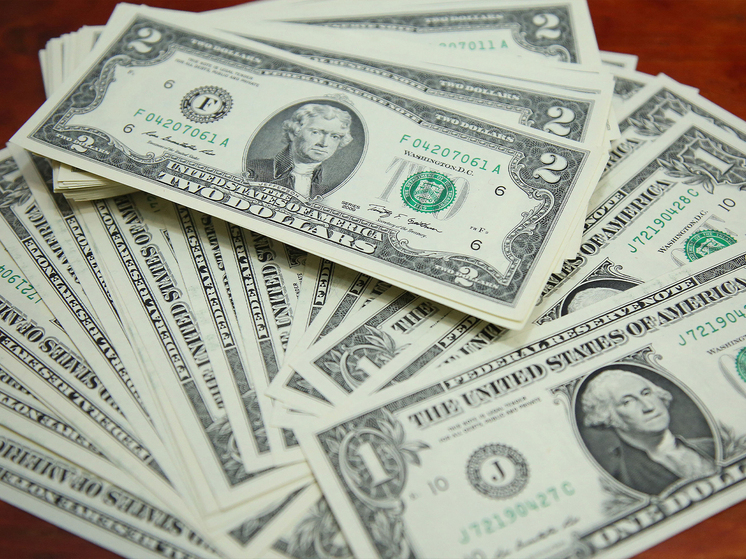 Экономист Дроздов: «Избавляться от валюты сейчас точно не следует»