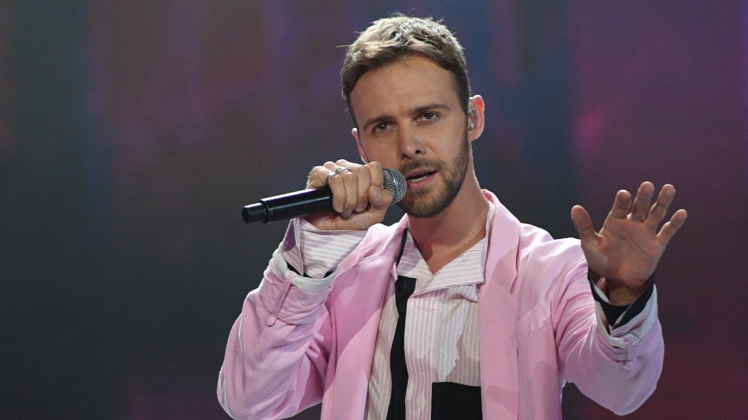 Украинский певец Макс Барских может иметь проблемы со въездом в Россию