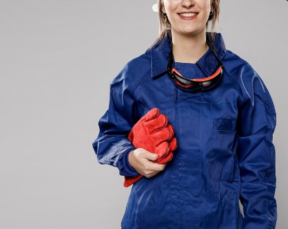 Спецодежда: рабочий костюм — гарантия безопасности и комфорта