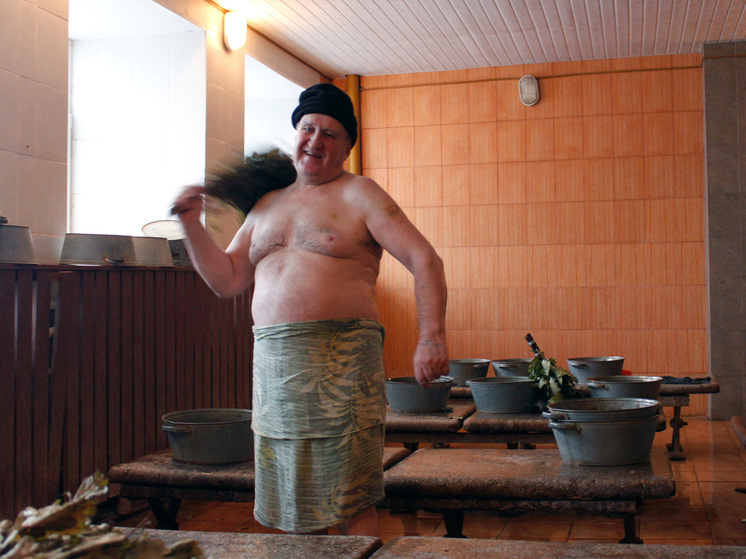 Парная за полмиллиона: зачем нужен пилинг черной икрой и парение с золотом