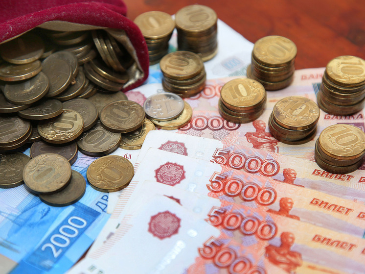 С 1 апреля государство вводит ограничение на вывоз из России наличных рублей: назван смысл запрета